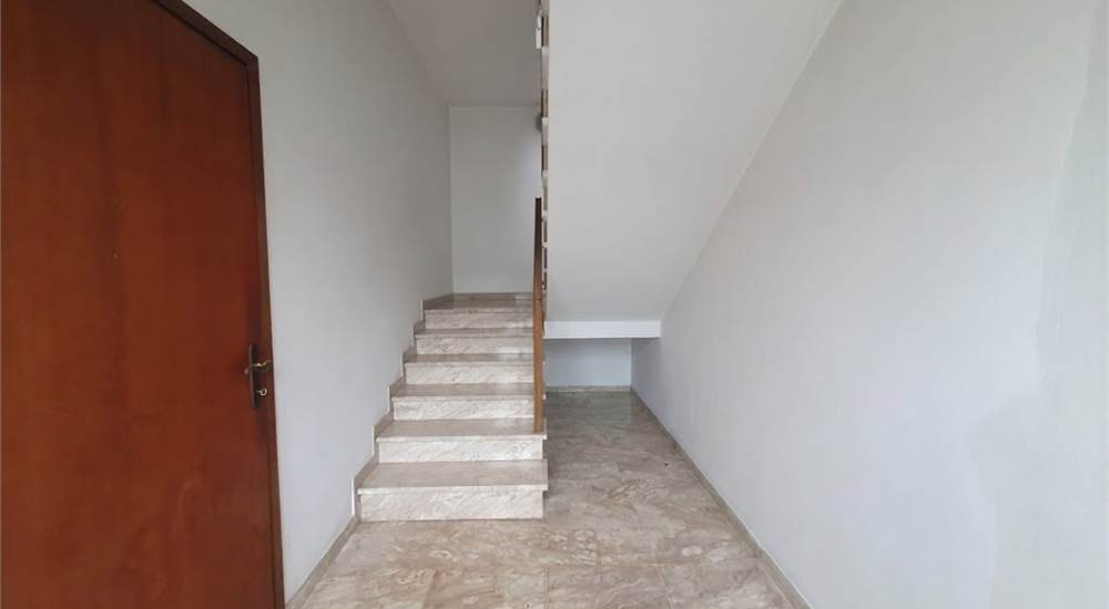 ingresso appartamento primo piano